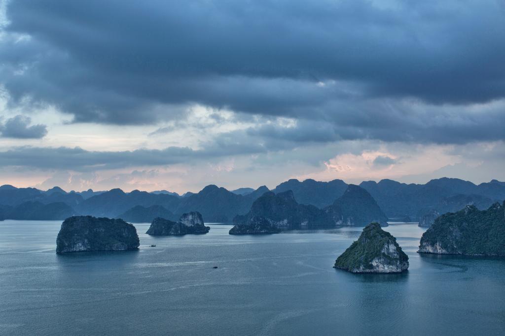 Hotel Secret Halong Cruise Ha Long Exterior foto